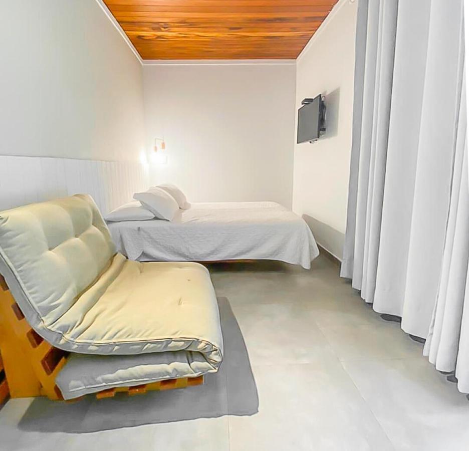 Standard Suite,1588342152:JPEG